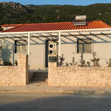 Theoni Villa Számi