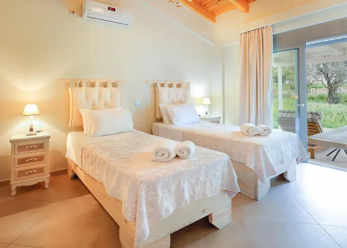 Theoni Vila Sami (Kefalonia)